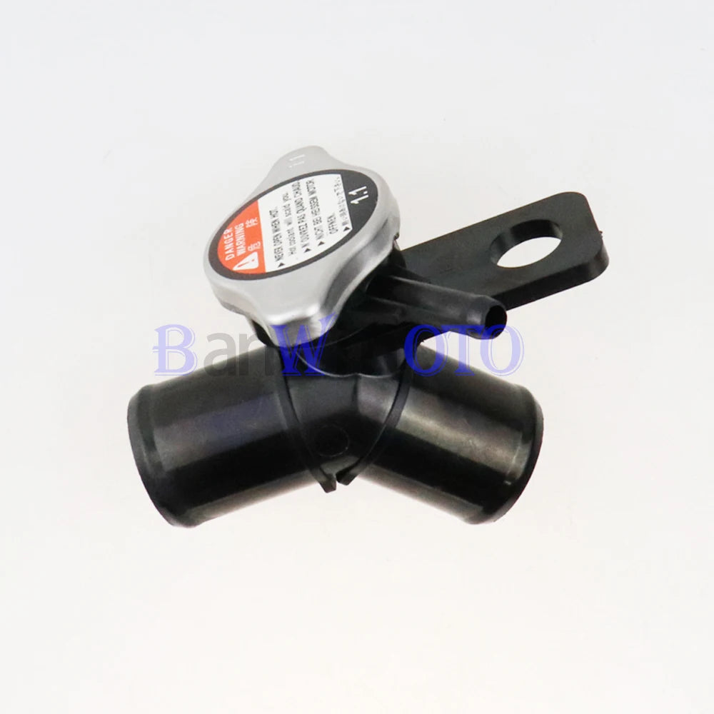 17910-65J00 Radiator Thermostat Housing Connector Water Flan