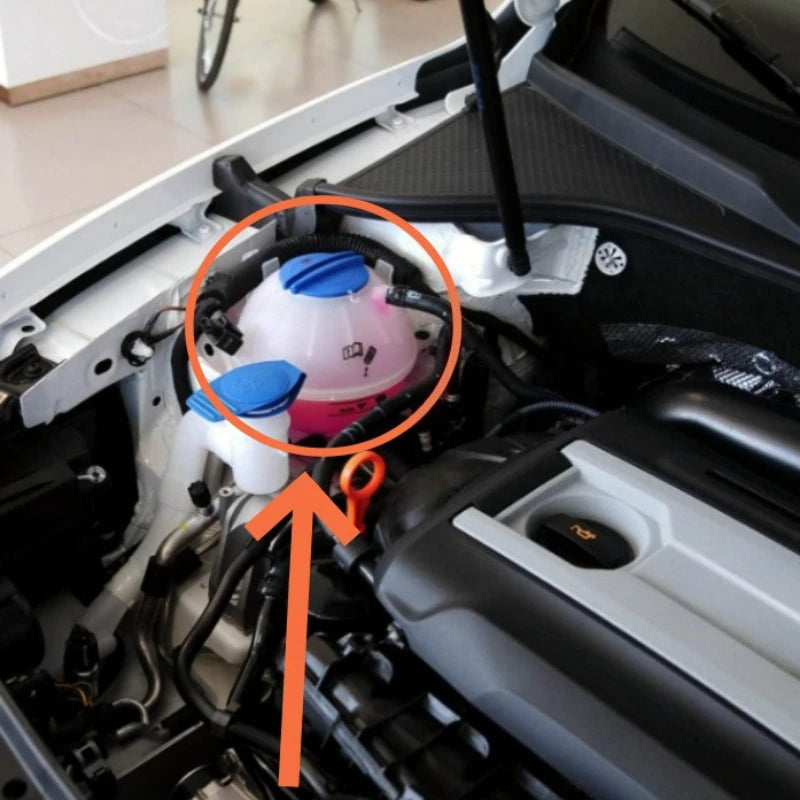1K0121407A Car Engine Radiator Coolant Tank Reservoir With C